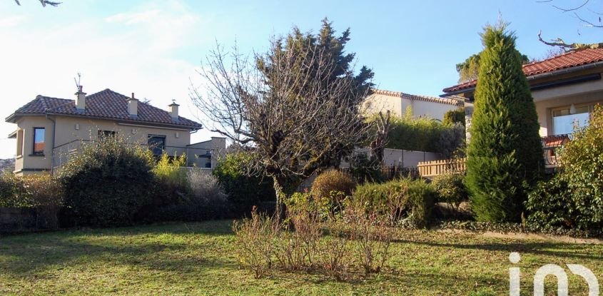 Maison traditionnelle 7 pièces de 157 m² à Millau (12100)