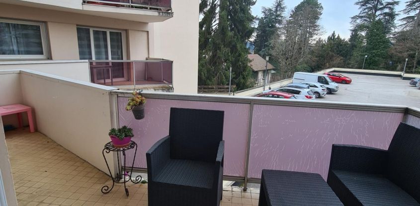 Apartment 5 rooms of 115 m² in Belley (01300)