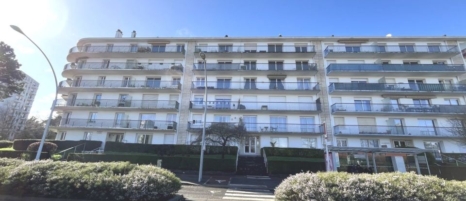 Apartment 3 rooms of 69 m² in Saint-Nazaire (44600)