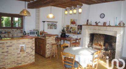 House 8 rooms of 250 m² in Cellé (41360)