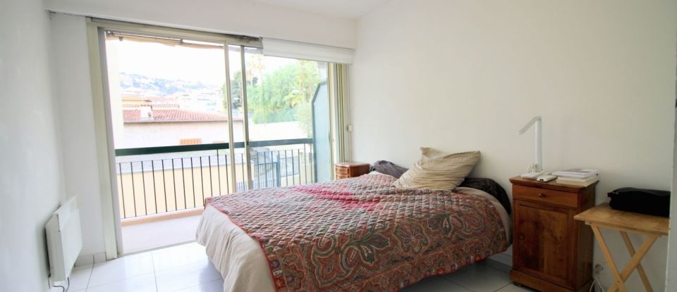 Appartement 3 pièces de 82 m² à Nice (06100)