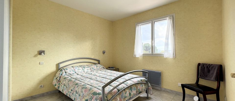 Traditional house 5 rooms of 140 m² in La Cadière-d'Azur (83740)