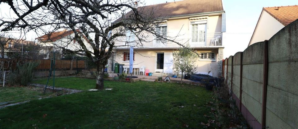 House 4 rooms of 103 m² in Saran (45770)