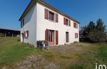 House 4 rooms of 138 m² in Saint-Poix (53540)