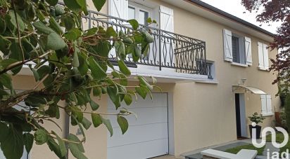 Maison traditionnelle 7 pièces de 206 m² à Épernay (51200)