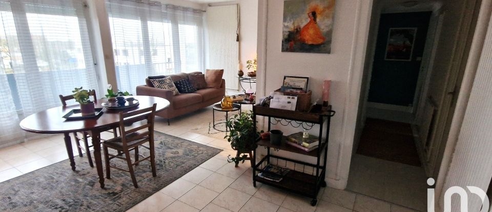 Apartment 3 rooms of 76 m² in Rochefort (17300)