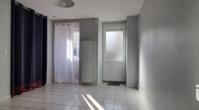 Apartment 1 room of 31 m² in Nantes (44000)