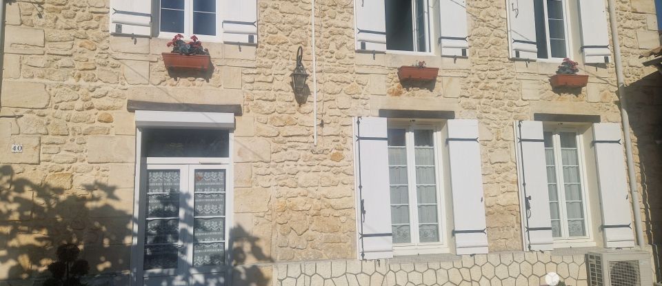 Maison traditionnelle 5 pièces de 250 m² à Cissac-Médoc (33250)