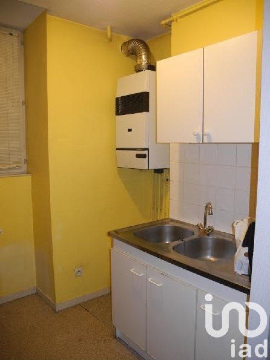 Apartment 3 rooms of 44 m² in Besançon (25000)