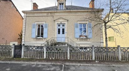 Maison 6 pièces de 170 m² à Cercy-la-Tour (58340)
