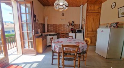 House 3 rooms of 96 m² in Roiffieux (07100)