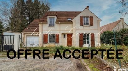 House 6 rooms of 132 m² in Luzarches (95270)