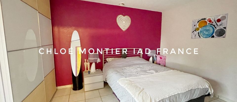 House 2 rooms of 61 m² in Le Beausset (83330)