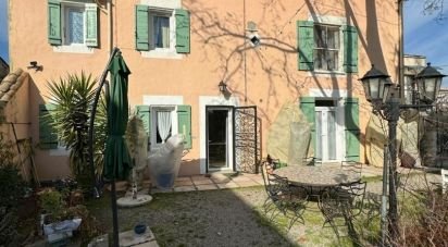 House 4 rooms of 140 m² in Avignon (84140)