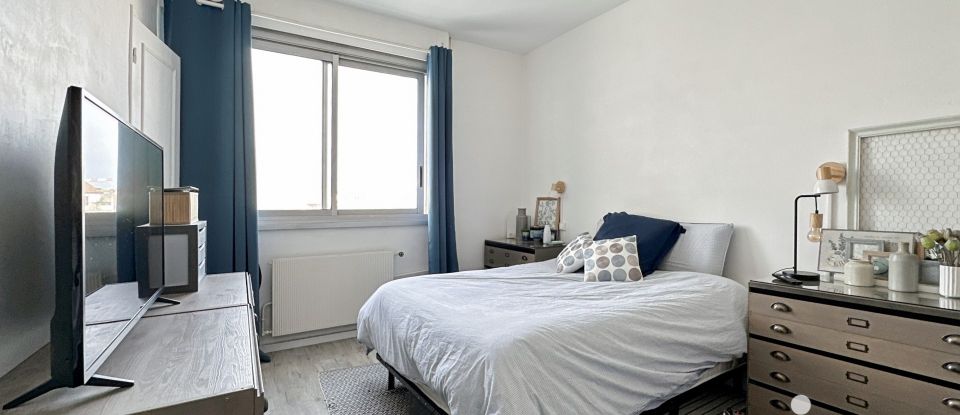 Appartement 4 pièces de 98 m² à Nîmes (30900)