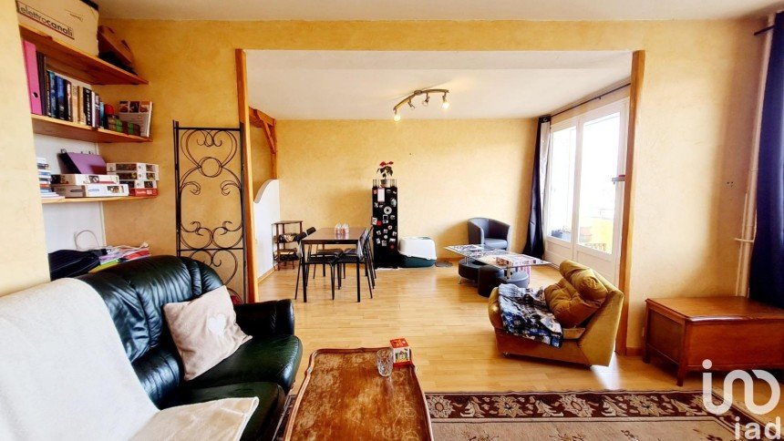 Apartment 3 rooms of 62 m² in Firminy (42700)