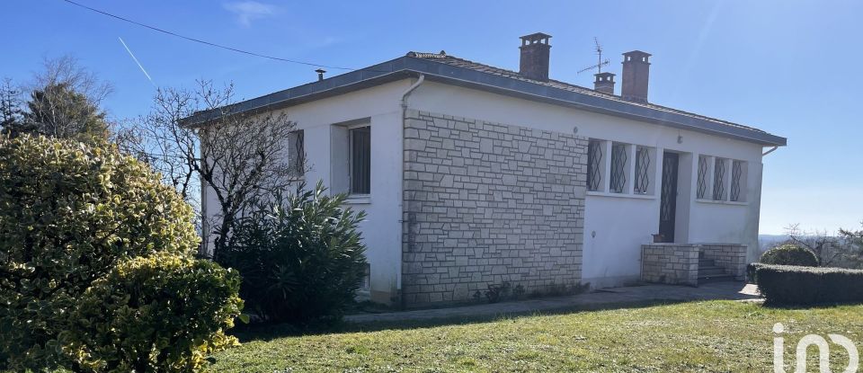 Village house 7 rooms of 145 m² in - (24551)