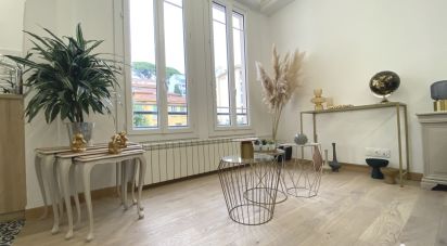 Appartement 3 pièces de 64 m² à Nice (06100)