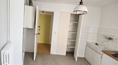 Apartment 1 room of 33 m² in Pau (64000)