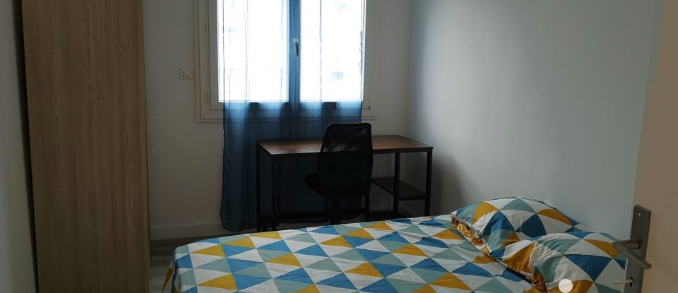 Apartment 5 rooms of 84 m² in Brest (29200)
