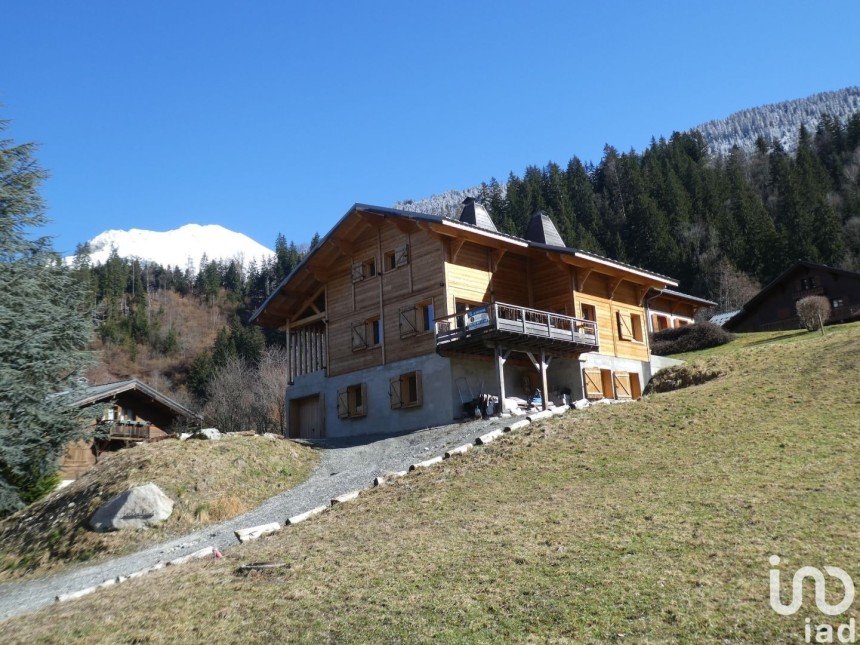 House 8 rooms of 240 m² in Les Contamines-Montjoie (74170)