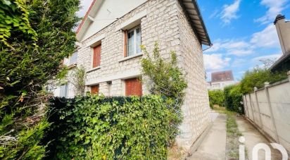 Traditional house 6 rooms of 109 m² in Melun (77000)