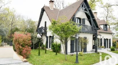 Maison traditionnelle 7 pièces de 214 m² à Saint-Fargeau-Ponthierry (77310)