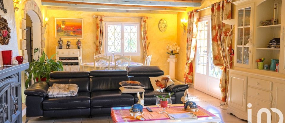 Traditional house 5 rooms of 161 m² in Saint-Martin-Vésubie (06450)