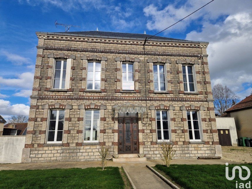 House 6 rooms of 148 m² in Dierrey-Saint-Pierre (10190)