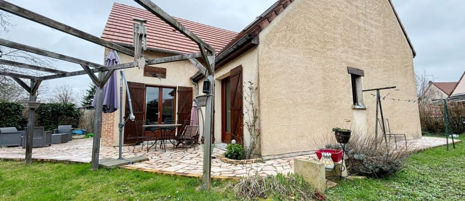 House 8 rooms of 183 m² in Mandres-les-Roses (94520)