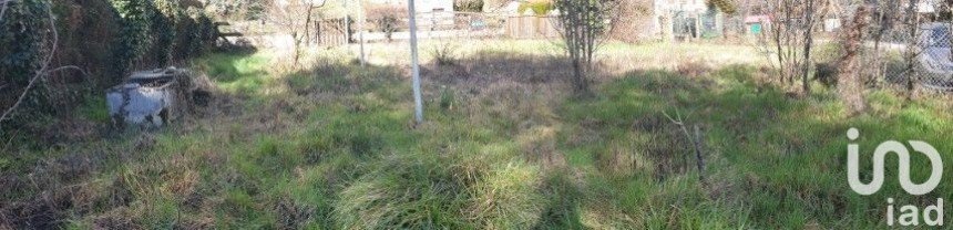 Land of 635 m² in Claix (38640)