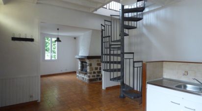 Maison 2 pièces de 53 m² à Montigny-sur-Loing (77690)