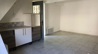 House 4 rooms of 66 m² in Trèbes (11800)