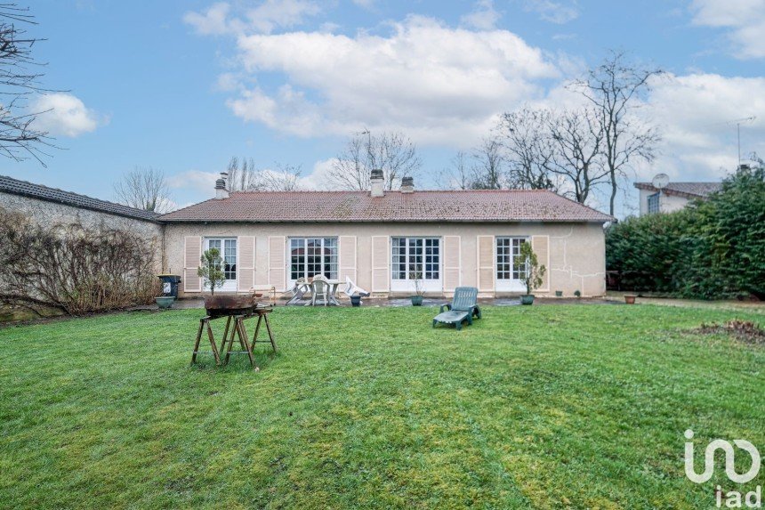 Maison 3 pièces de 97 m² à Couilly-Pont-aux-Dames (77860)