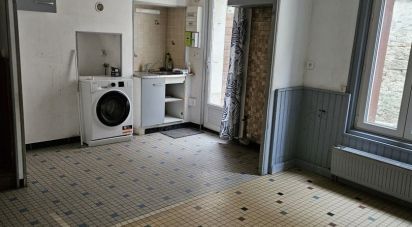 House 6 rooms of 103 m² in Niort (79000)
