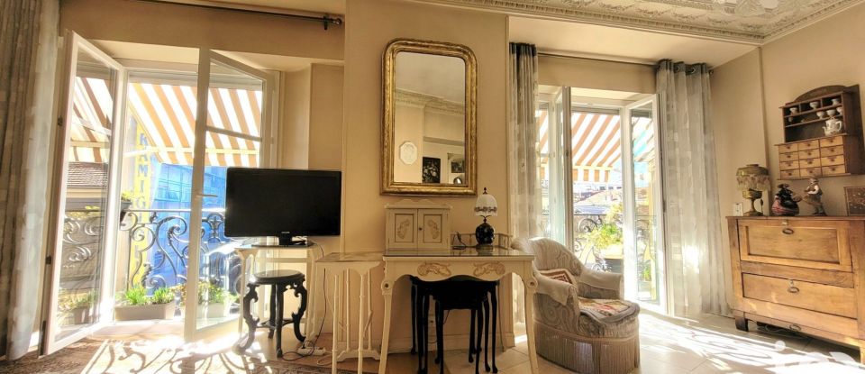 Apartment 2 rooms of 67 m² in Nice (06000)