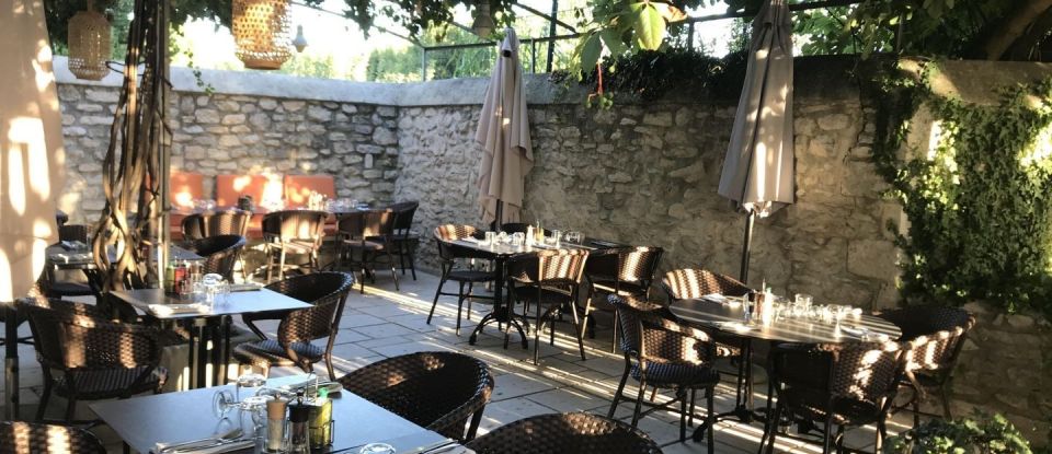 Restaurant of 150 m² in Saint-Rémy-de-Provence (13210)