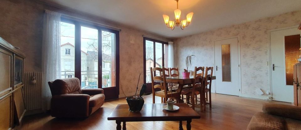 Traditional house 4 rooms of 86 m² in Montfermeil (93370)