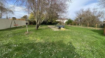 House 5 rooms of 145 m² in Saint-Sulpice-et-Cameyrac (33450)