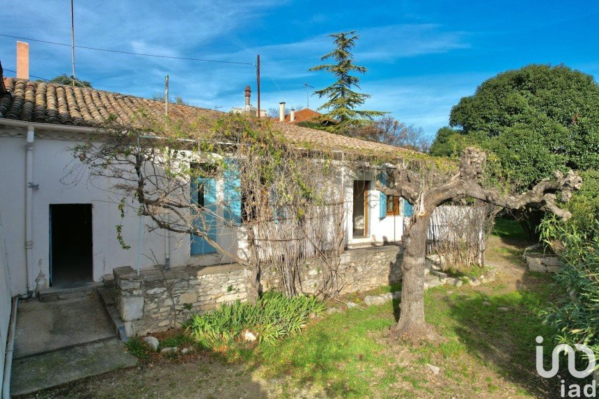 House 2 rooms of 50 m² in Nîmes (30900)