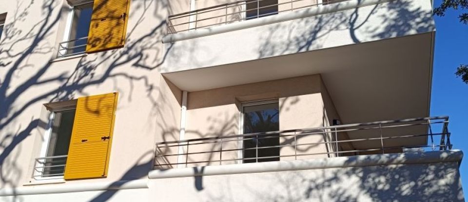 Appartement 2 pièces de 44 m² à Toulon (83200)