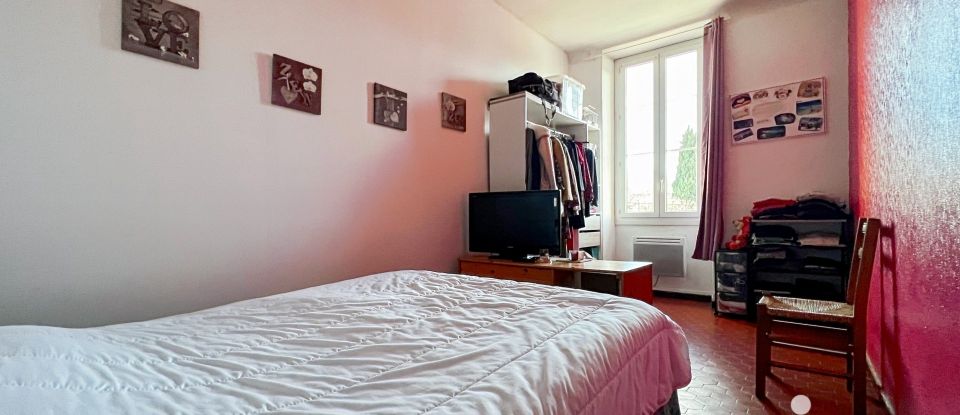 House 4 rooms of 90 m² in Saint-Martin-de-Crau (13310)