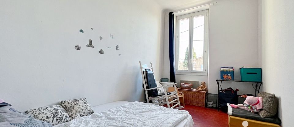 Maison 4 pièces de 90 m² à Saint-Martin-de-Crau (13310)