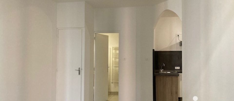 Appartement 1 pièce de 30 m² à Pertuis (84120)