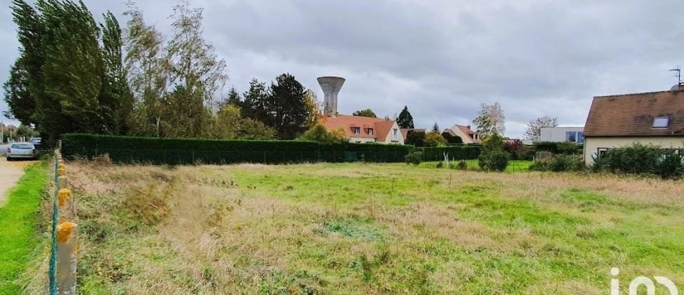 Land of 747 m² in Boullay-les-Troux (91470)