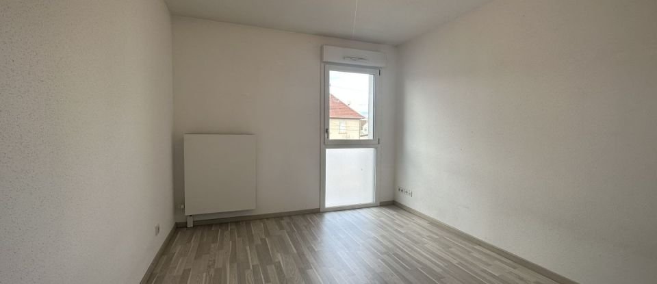 Appartement 3 pièces de 65 m² à Cernay (68700)