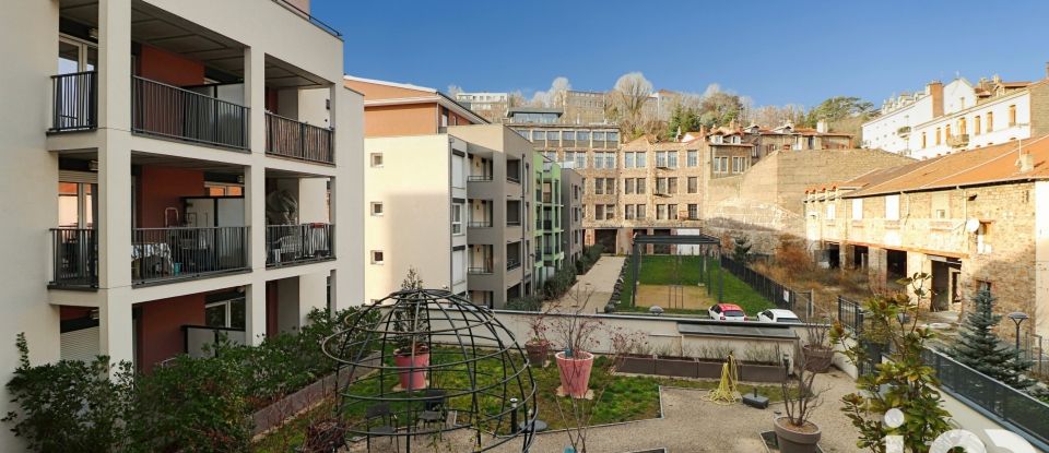 Appartement 3 pièces de 56 m² à Saint-Étienne (42100)