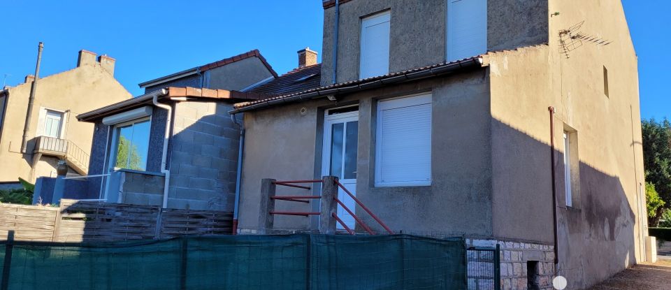 Maison de ville 4 pièces de 87 m² à Saint-Vallier (71230)