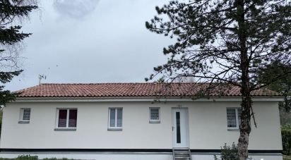 Maison 3 pièces de 91 m² à Ozillac (17500)