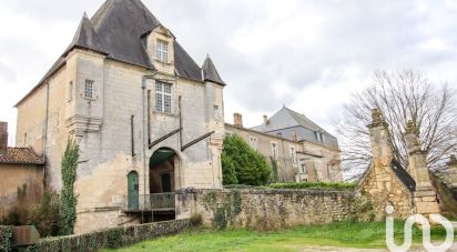 Château 37 pièces de 2 000 m² à Chalais (16210)